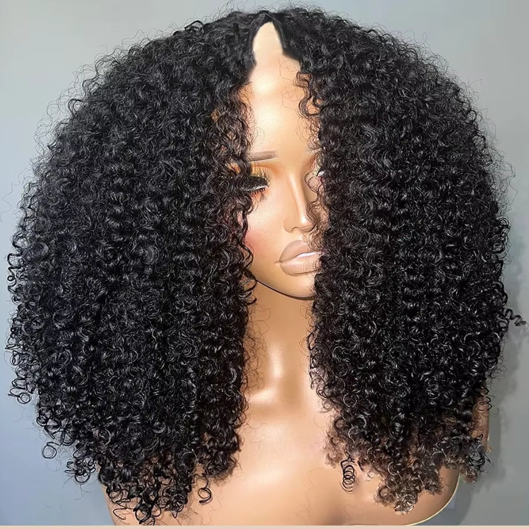 Perruque naturelle boucle en V sur un mannequin beige - Djohannie Beauty